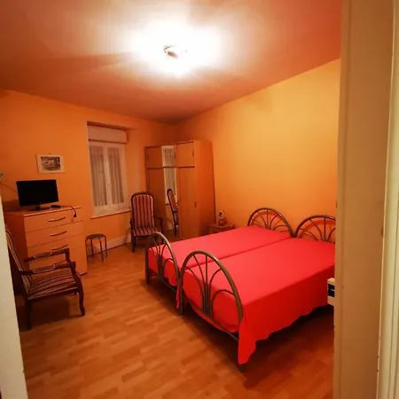 Apartment Les Geraniums Bains-les-Bains